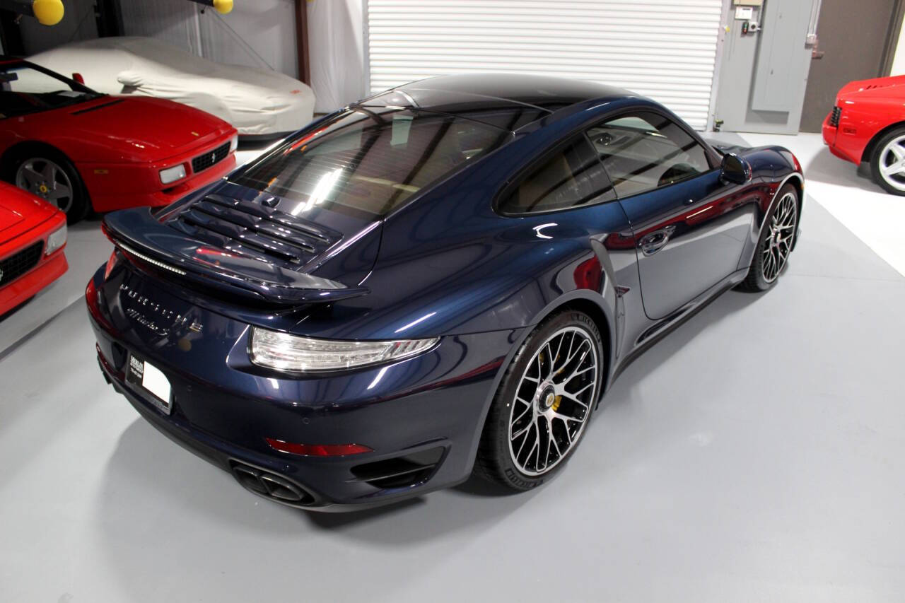 2015 Porsche 911 44