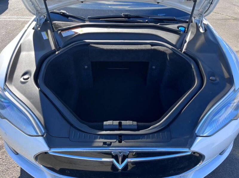 2013 Tesla Model S Performance