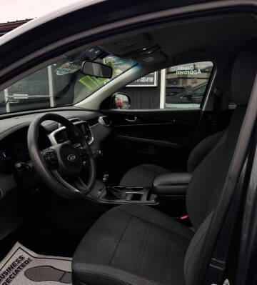 2018 Kia Sorento LX