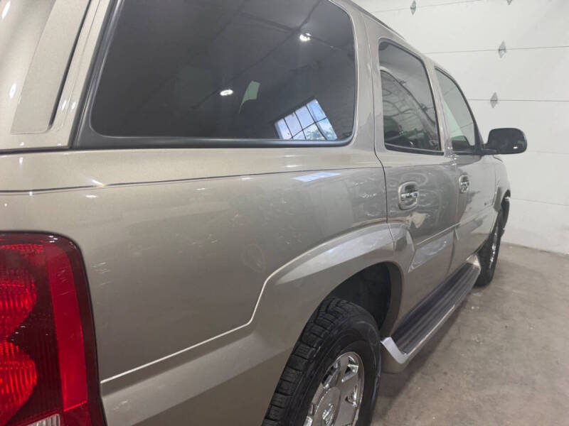 2003 Cadillac Escalade