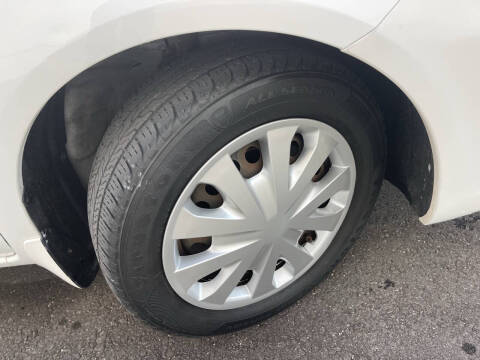 2015 Nissan Versa 1.6 S Plus