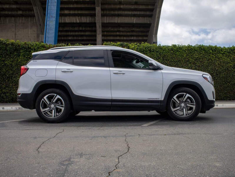 2021 GMC Terrain SLT