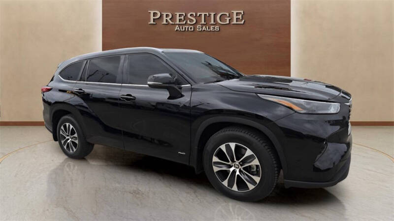 2022 Toyota Highlander Hybrid XLE