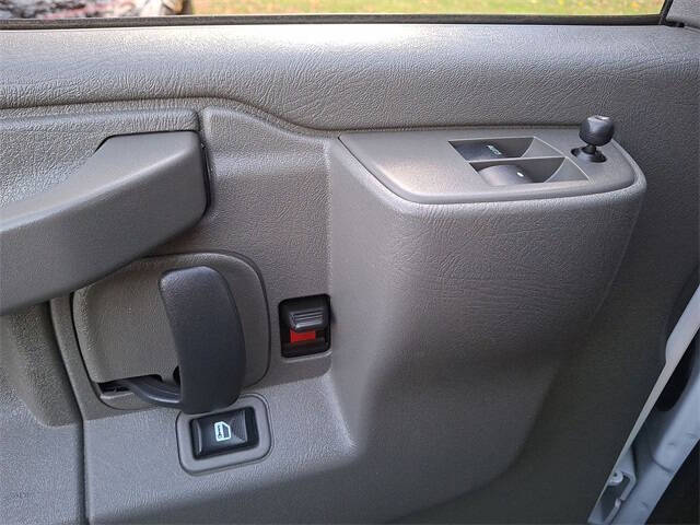 2024 Chevrolet Express 2500