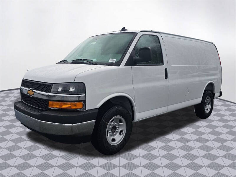 2025 Chevrolet Express 2500