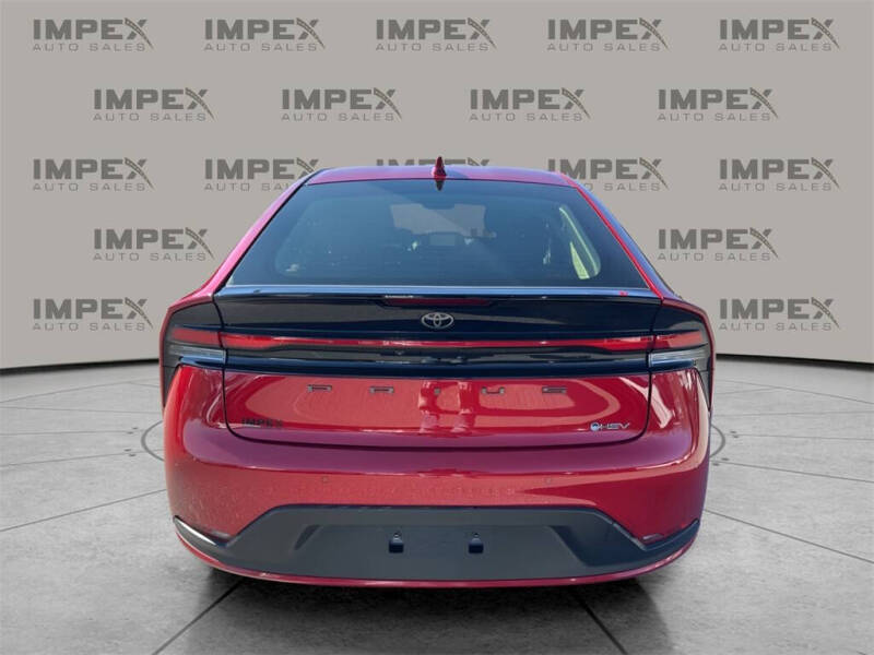 2024 Toyota Prius LE