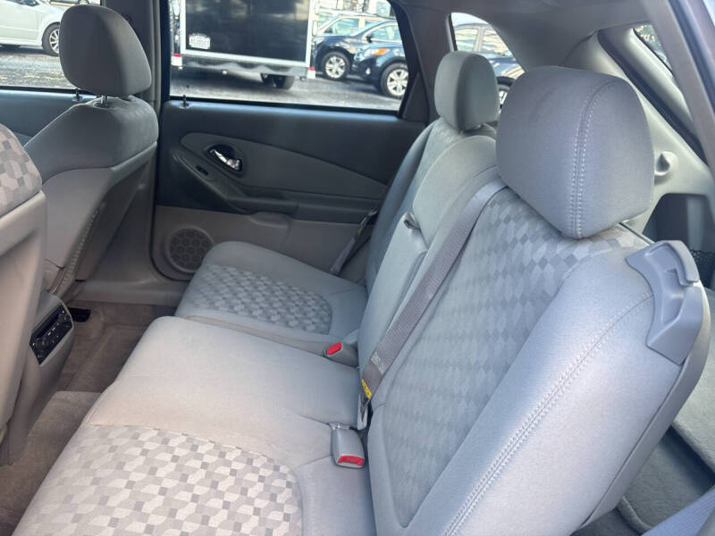 2005 Chevrolet Malibu Maxx LS