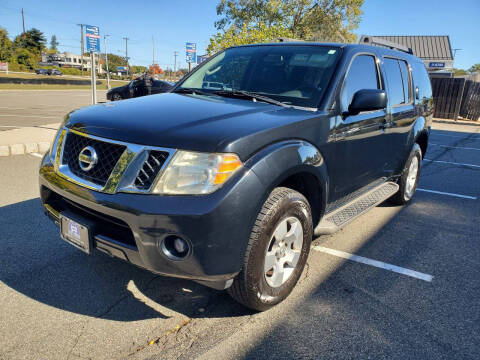 2011 Nissan Pathfinder for sale at B&B Auto LLC in Union NJ