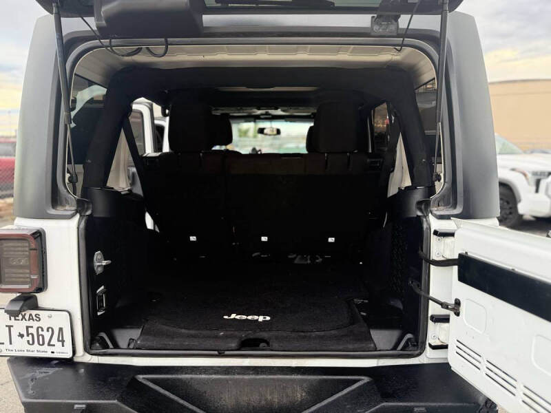 2015 Jeep Wrangler Unlimited Sport