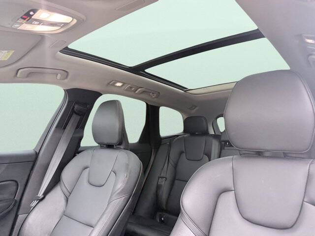 2023 Volvo XC60 B5 Core