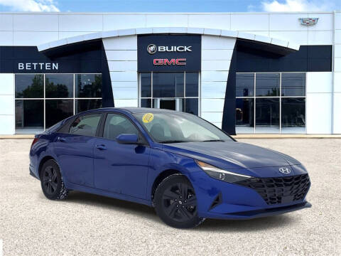 2022 Hyundai Elantra for sale at Betten Pre-owned Twin Lake in Twin Lake MI