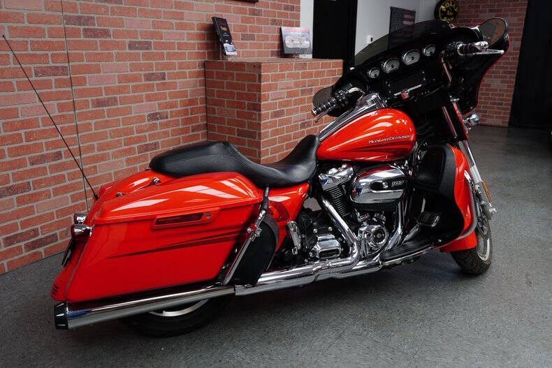 2017 Harley-Davidson Street Glide Special