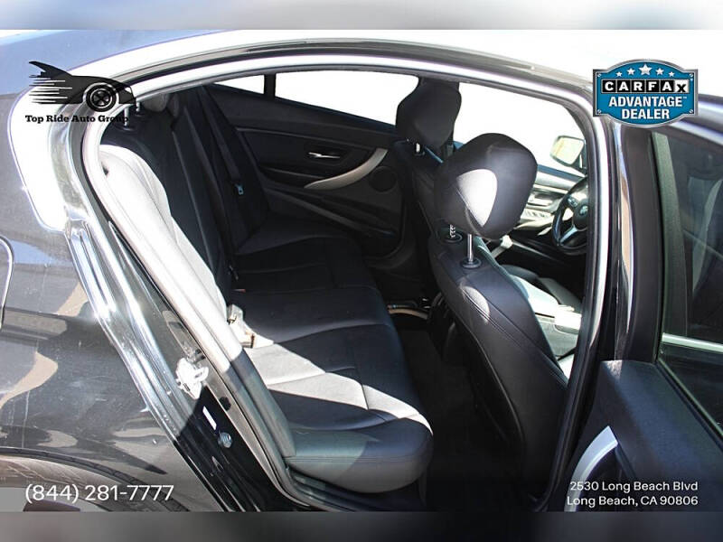 2015 BMW 3 Series 320i