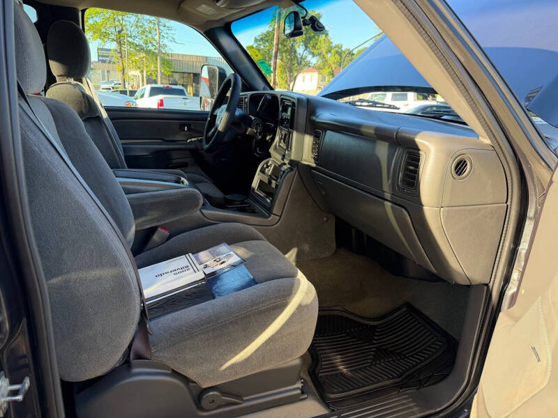 2005 Chevrolet Silverado 2500HD LS