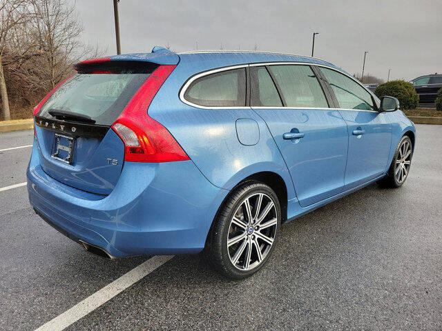 2015 Volvo V60 T5 Drive-E Platinum
