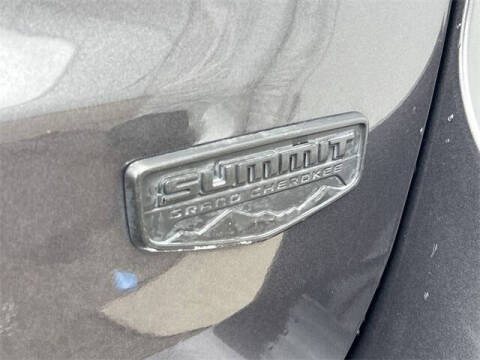 2019 Jeep Grand Cherokee Summit