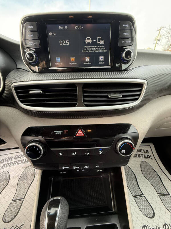 2020 Hyundai Tucson SE