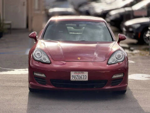 2011 Porsche Panamera