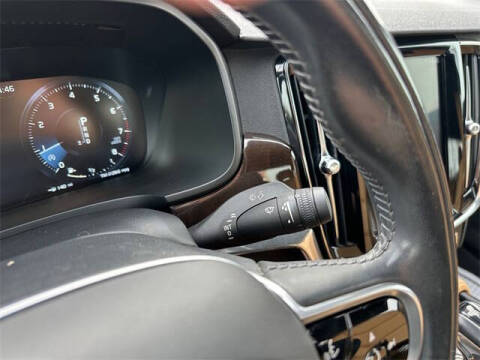 2018 Volvo S90 T5 Momentum