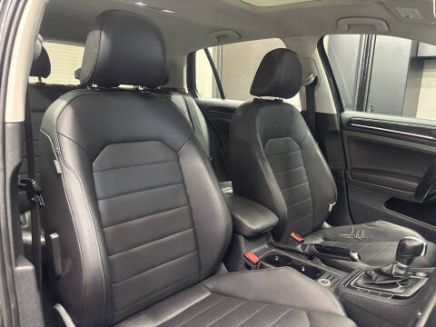 2015 Volkswagen Golf TSI SEL