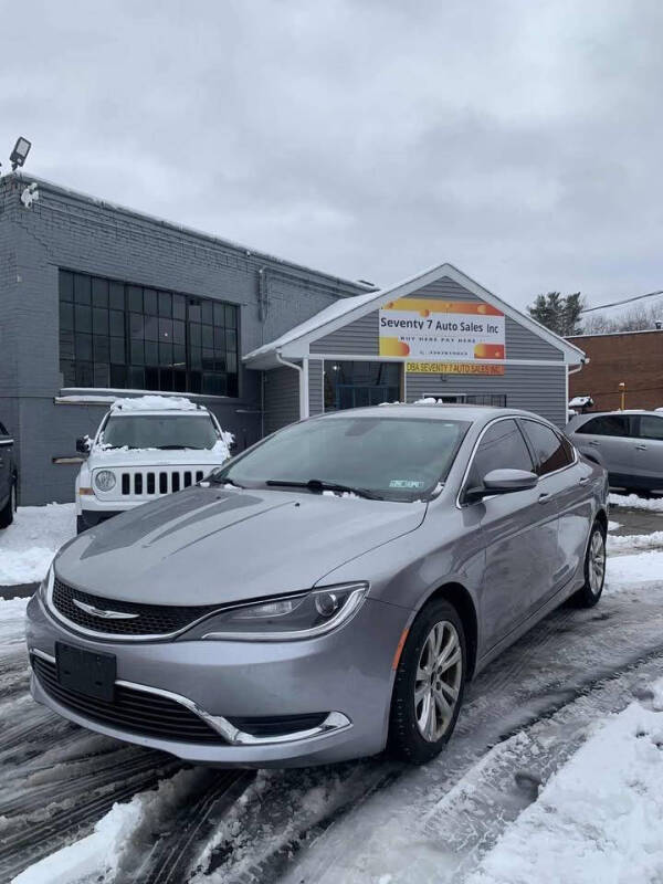 2015 Chrysler 200 Limited's photo