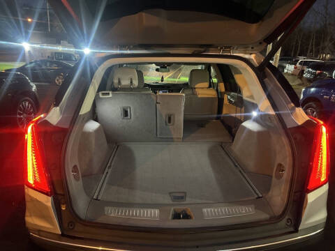 2017 Cadillac XT5 Luxury