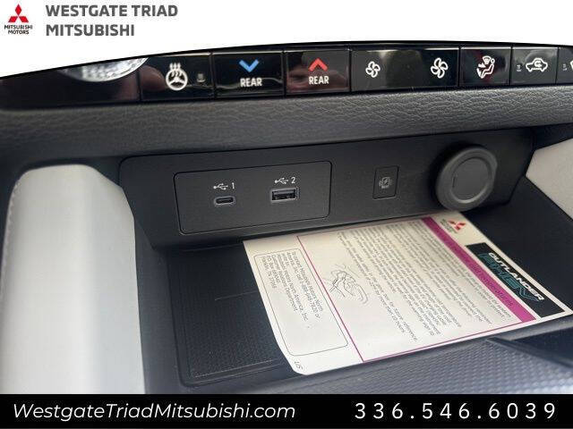 2025 Mitsubishi Outlander PHEV SEL