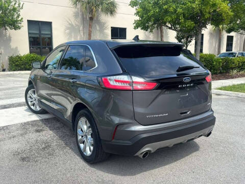 2022 Ford Edge Titanium