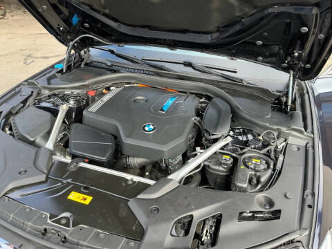 2022 BMW 5 Series 530e