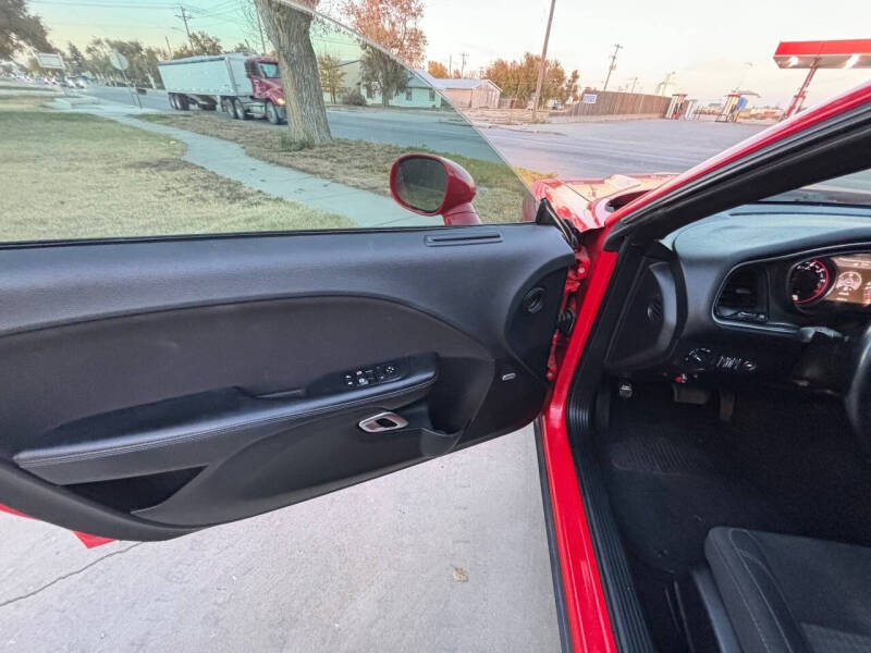 2019 Dodge Challenger SXT