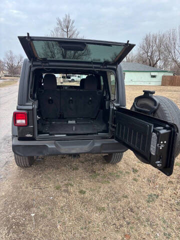 2023 Jeep Wrangler Sport Altitude