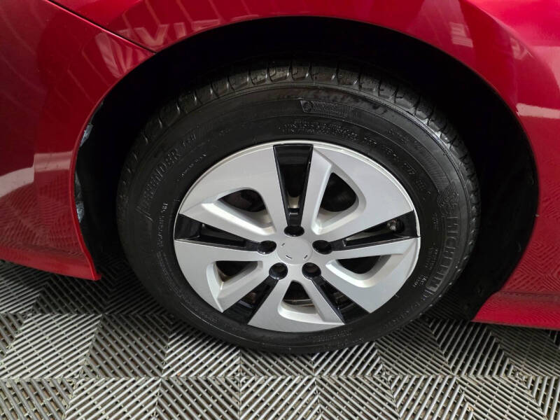 2017 Toyota Prius Three