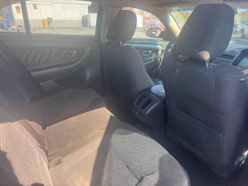 2010 Ford Taurus SEL