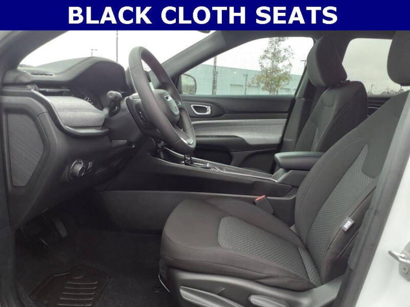 2025 Jeep Compass Sport