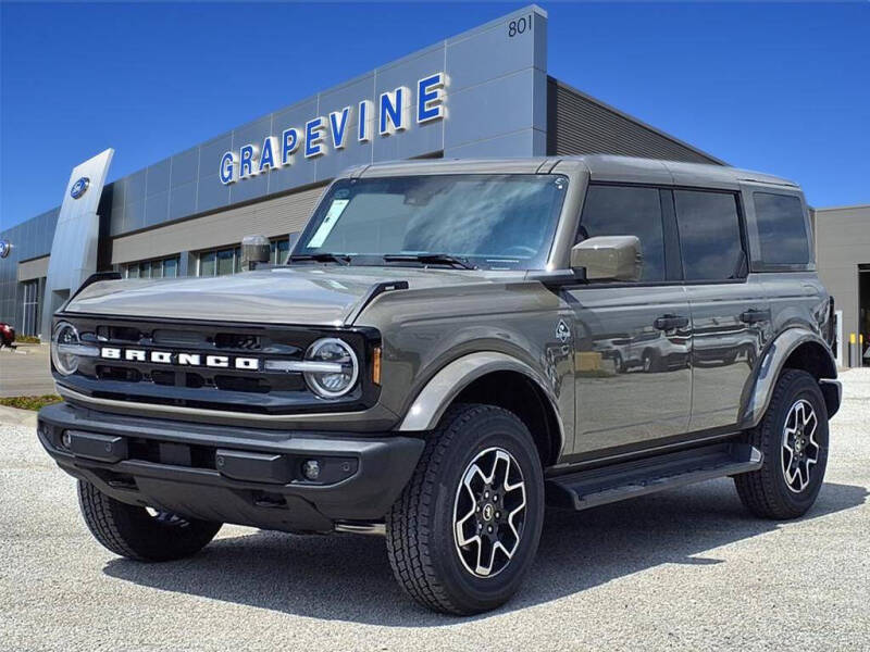 2026 Ford Bronco Outer Banks