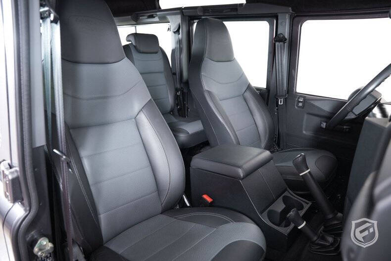 1991 Land Rover Defender