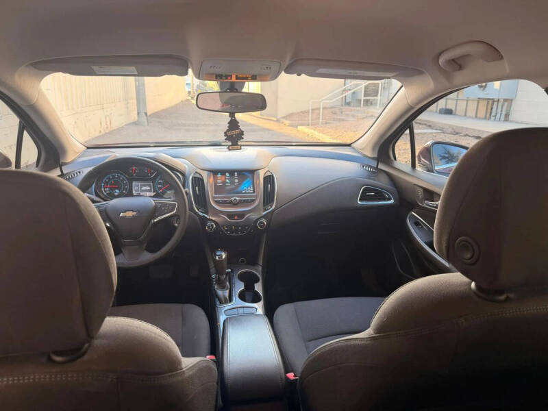 2017 Chevrolet Cruze LT Auto