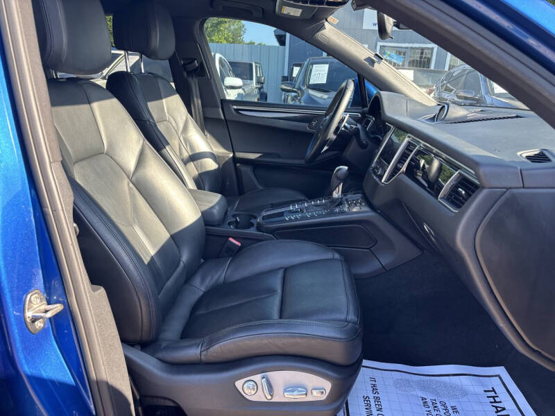 2017 Porsche Macan