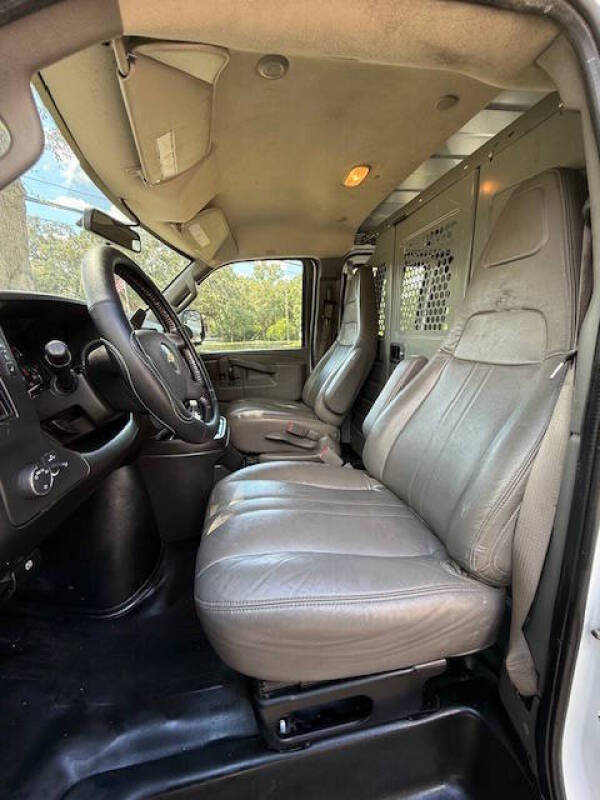 2021 Chevrolet Express 2500