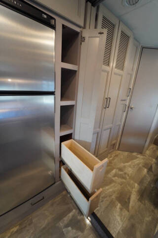 2023 Thor Motor Coach Quantum