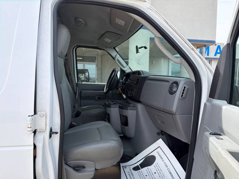 2012 Ford E-Series E-250