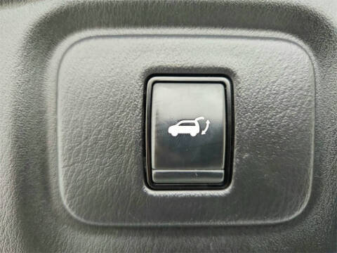 2017 Nissan Pathfinder Platinum