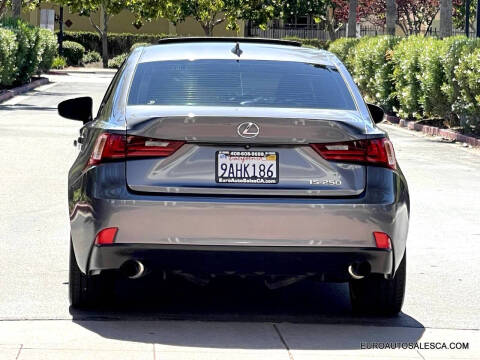 2015 Lexus IS 250 Crafted Line