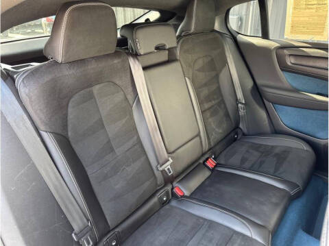 2022 Volvo C40 Recharge Pure Electric P8