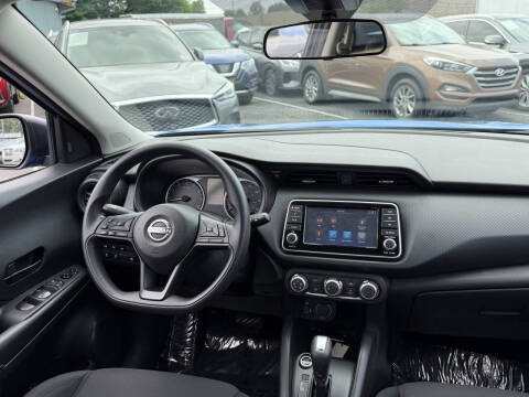2023 Nissan Kicks S