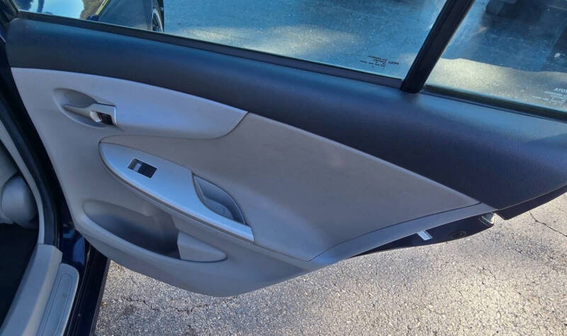 2013 Toyota Corolla LE