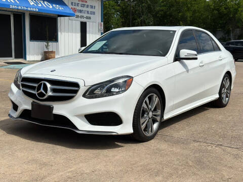 2014 Mercedes-Benz E-Class for sale at Discount Auto Company in Houston TX