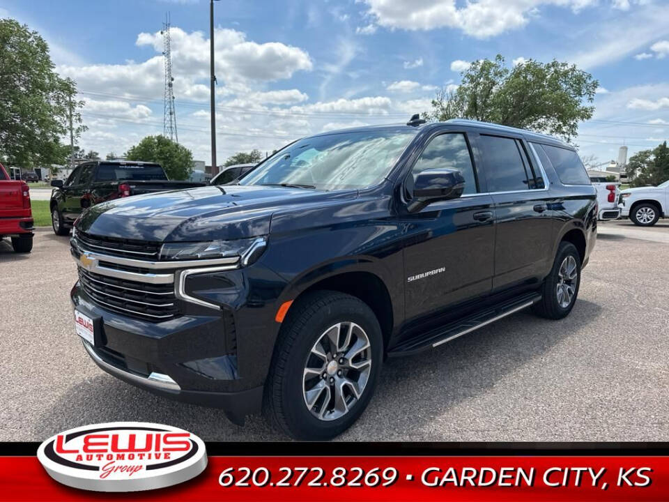 2024 Chevrolet Suburban for sale at Lewis Chevrolet of Garden City in Garden City, KS