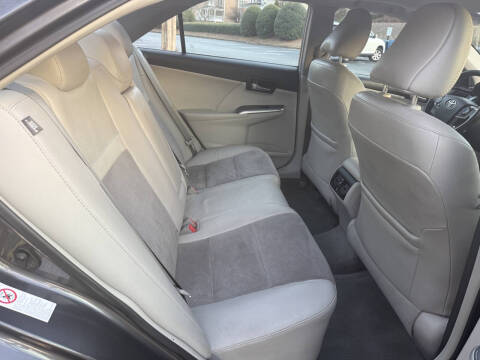 2012 Toyota Camry Hybrid LE