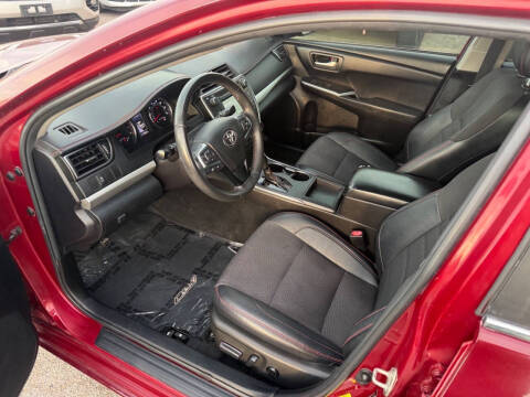 2017 Toyota Camry SE